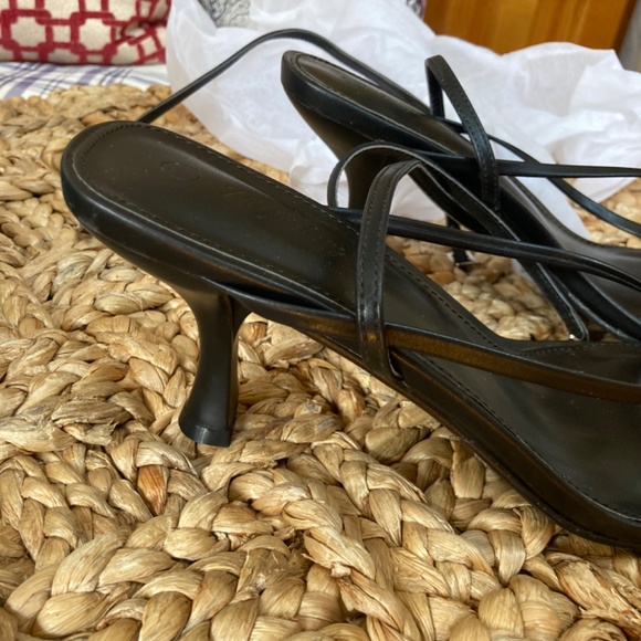 NEW PiePieBuy Women's Lace Up Heeled Sandals Square Size 9.5 Kitten heel - Picture 5 of 7